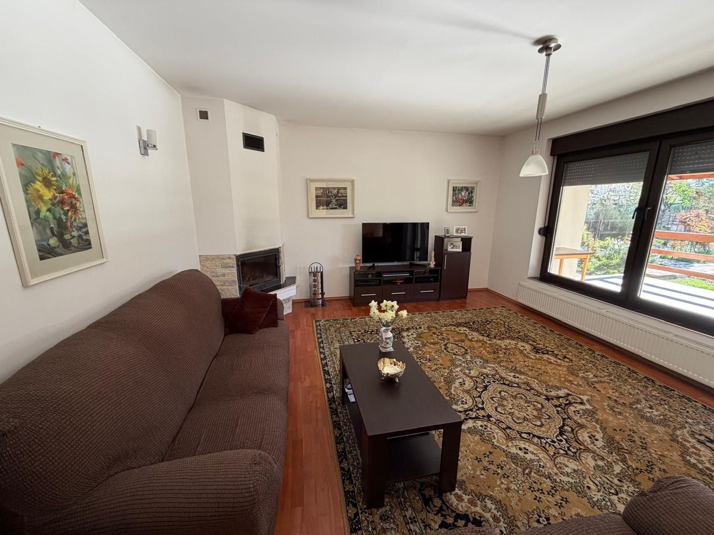 Vila cu 5 camere, garaj teren 790 mp Dumbravita (zona Cora) - Poză 1