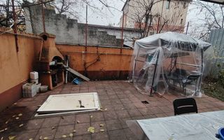 Vilă spațioasă P+1+M cu curte și garaj – Colentina - Poză 17