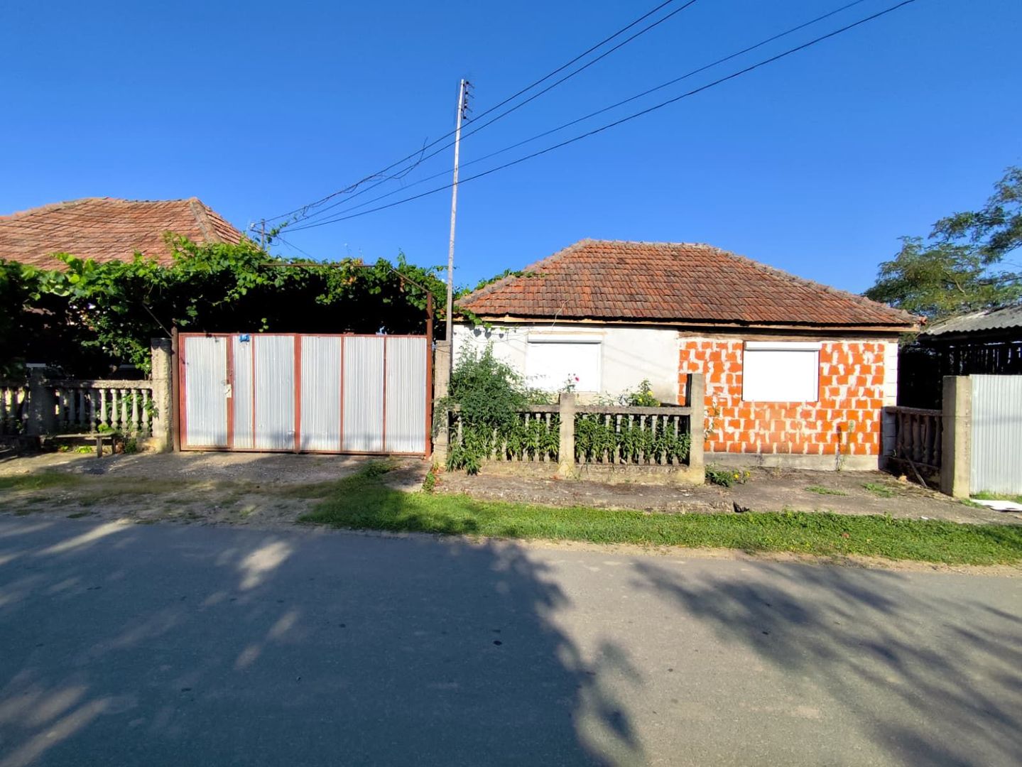 Casa la tara, Calea Mare, Bihor, teren mare, 2 intrari auto – vanzare - Poză 19