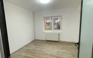 Apartament 3 camere de vanzare Lujerului-Orsova - Poză 2