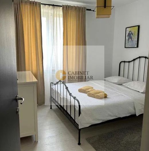 2 camere | Piata Universitatii | Balcon frantuzesc - Poză 4