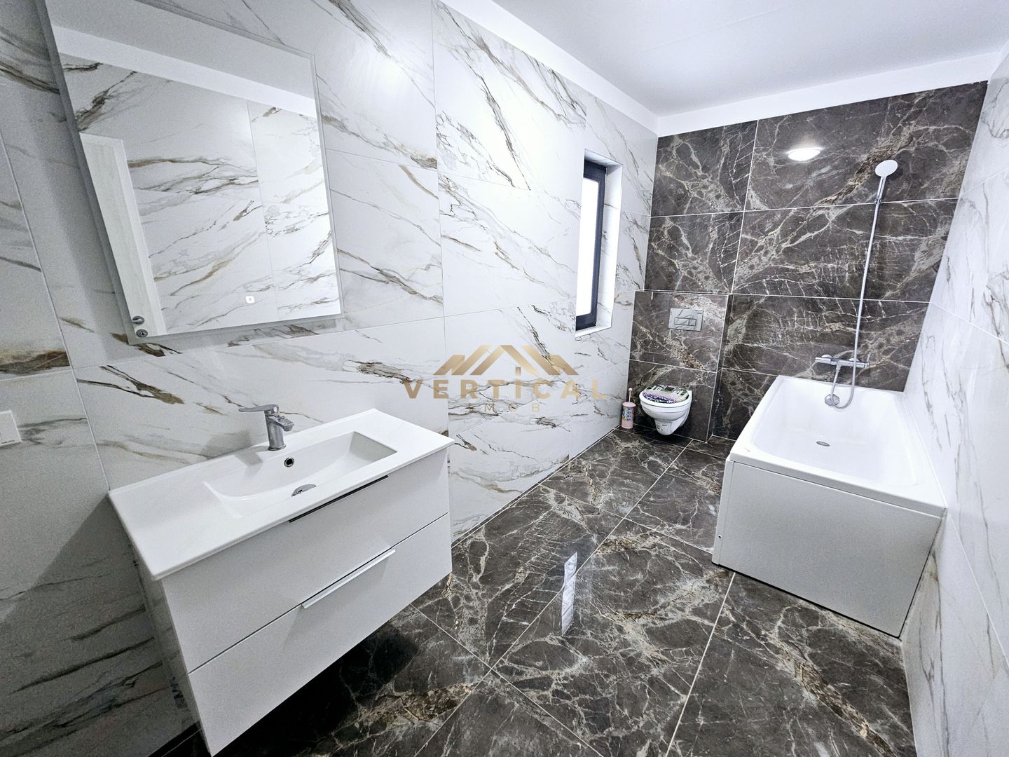 De inchiriat vila 4 camere - intrare comuna Berceni - Poză 14