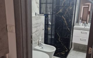 Vand apartament la cheie full - Poză 1