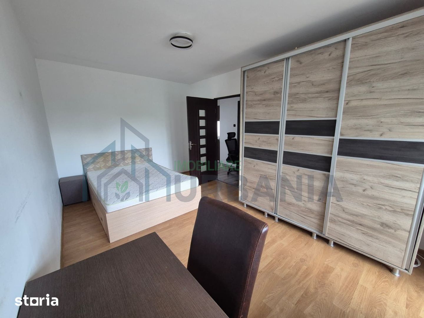 Se oferă spre închiriere apartament 3 camere, 70 mp, mobilat și utilat - Poză 8