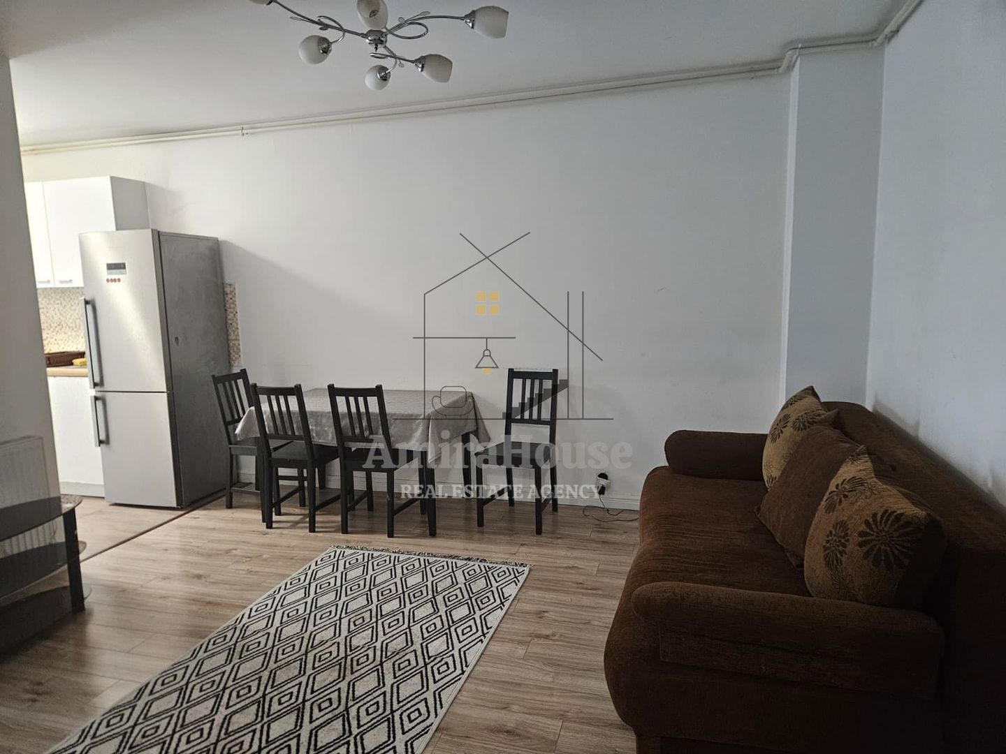 Apartament 2 camere decomandate, finisat, mobilat, parcare, zona VIVO-BMW - Poză 8