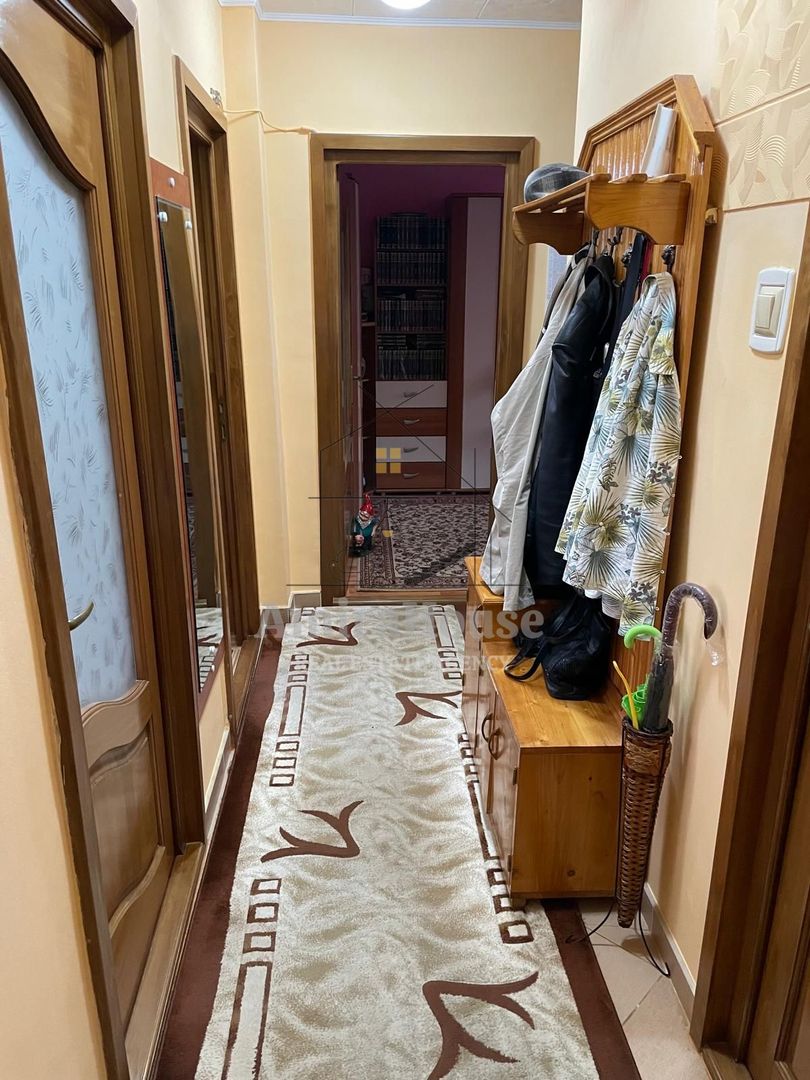 Apartament 3 camere etaj 3 din 4 Gheorgheni - Poză 9