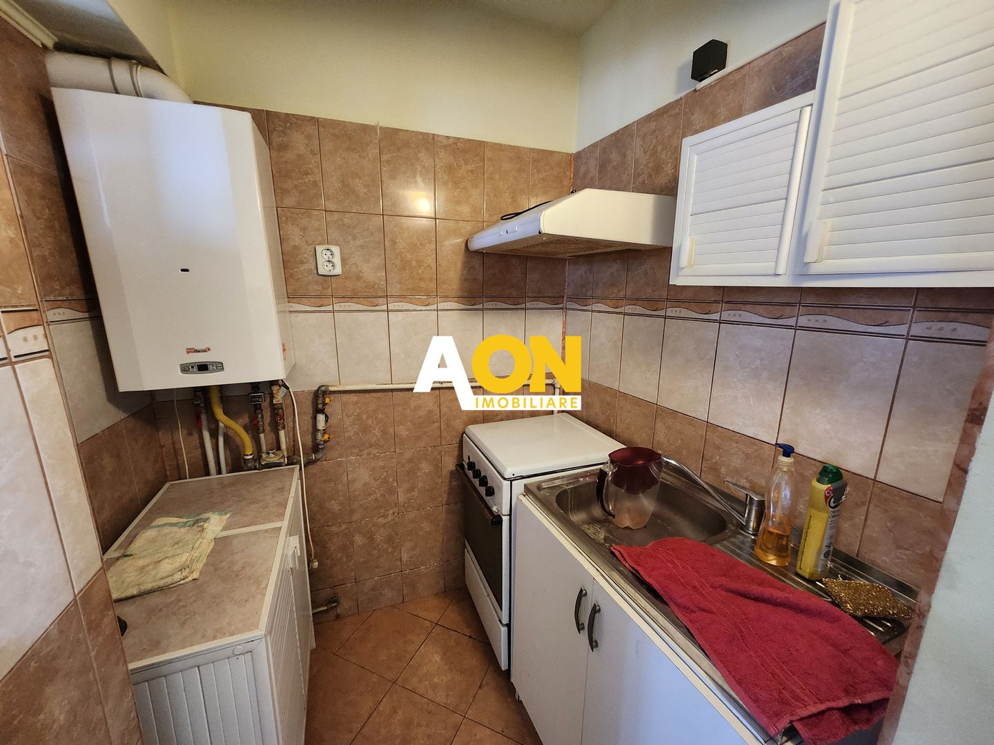 De vanzare apartament 2 camere, pozitie excelenta, Centru - Poză 6