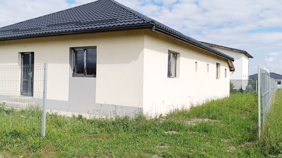 Casa din caramida in zona Izvor-168mp - Poză 1