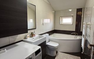 Mansarda zona Dambovita, mobilat si utilat - Poză 9
