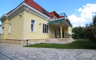 Casa individuala situata la 2 minute de Parcul Engels ! - Poză 41