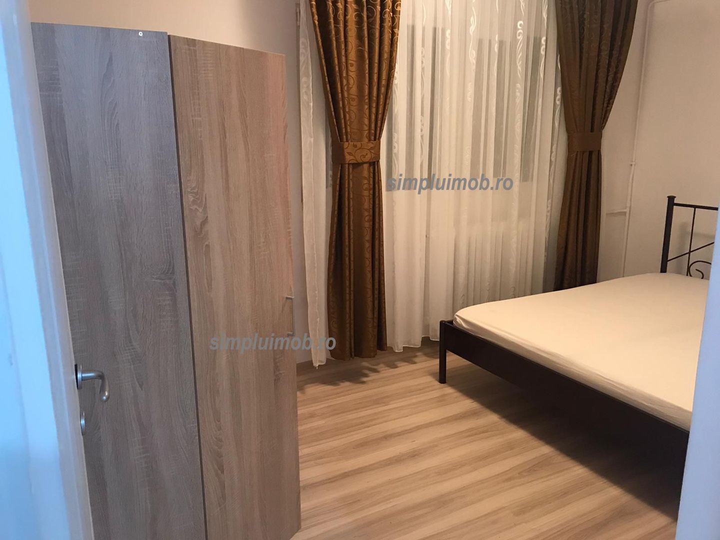 Spatios Super Pret 3 Camere Grand Arena - Poză 6