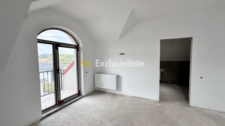 Casa individuala-4 dormitoare,225 mp utili,garaj-Chinteni - Poză 18