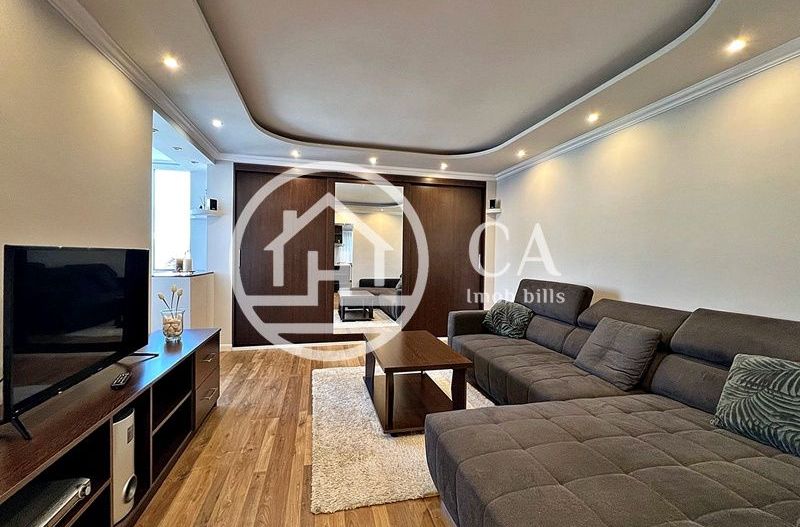 Apartament de închiriat cu 3 camere în zona Rogerius, Oradea - Poză 1