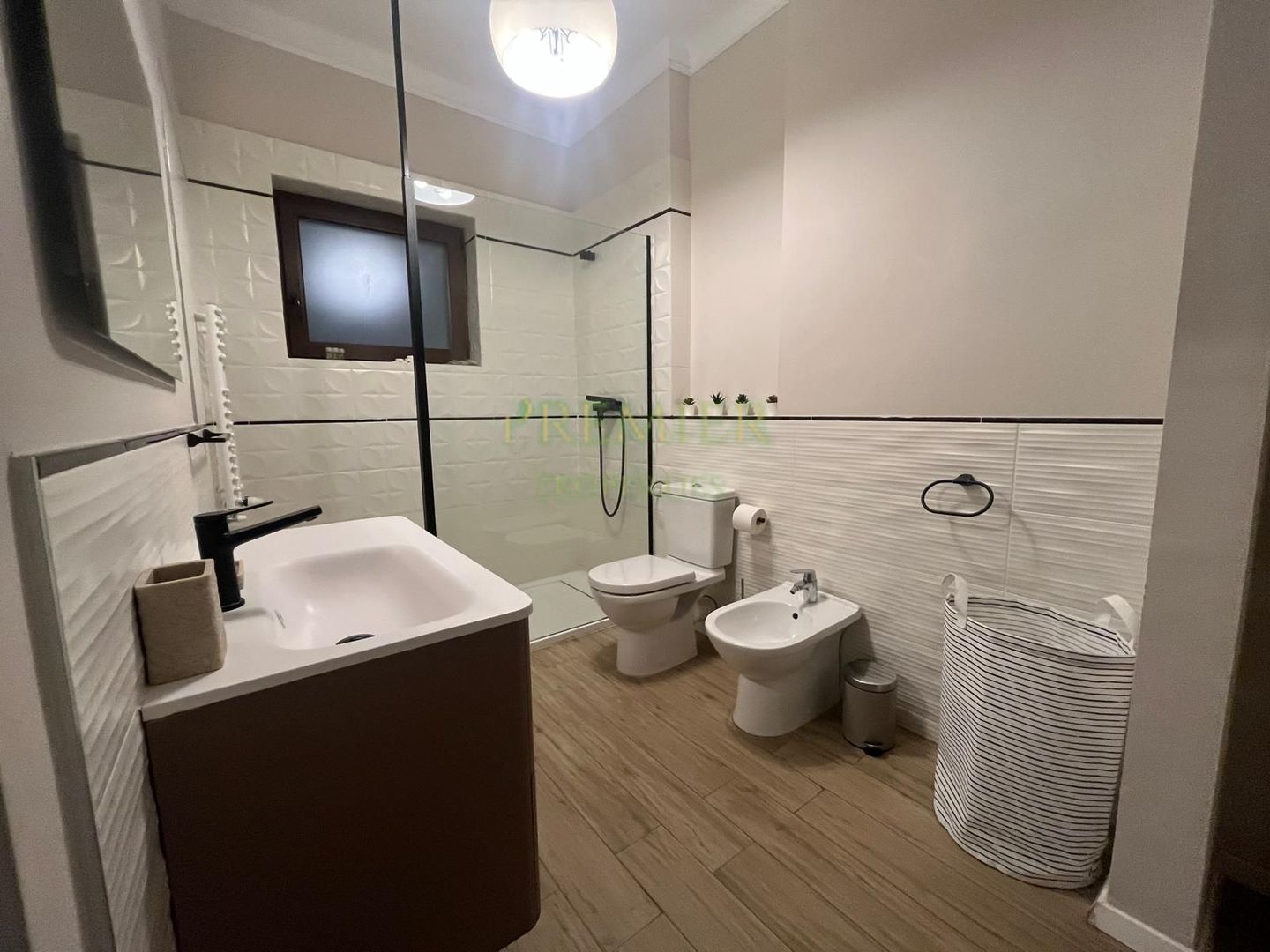 Apartament cu 5 camere de închiriat în Aviatorilor, Bucuresti - Poză 3