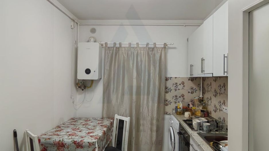 Apartament 2 camere balcon si parcare etaj 1 zona Deventer - Poză 2