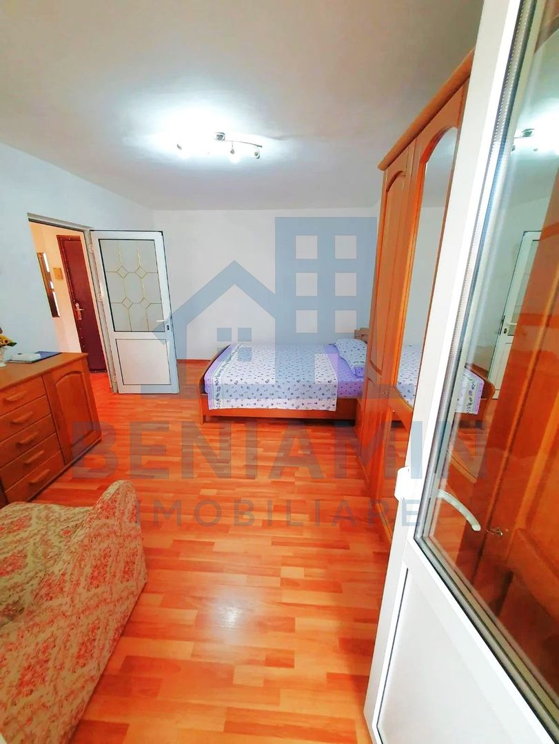 Apartament 2 camere-Decomandat-Spitalul Judetean-69mp-Spatios-Luminos - Poză 5