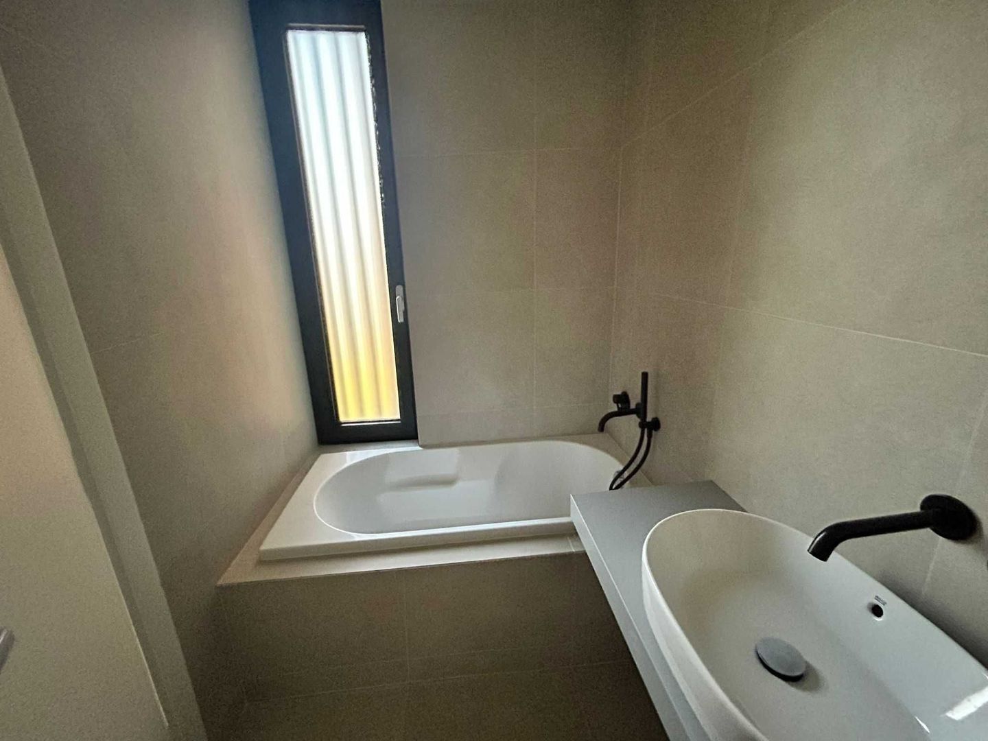 Casa de vanzare 3 camere Amber Forest Tunari - Poză 5