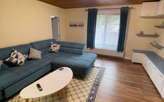 Casa de vanzare - zona Ferneziu - Poză 1