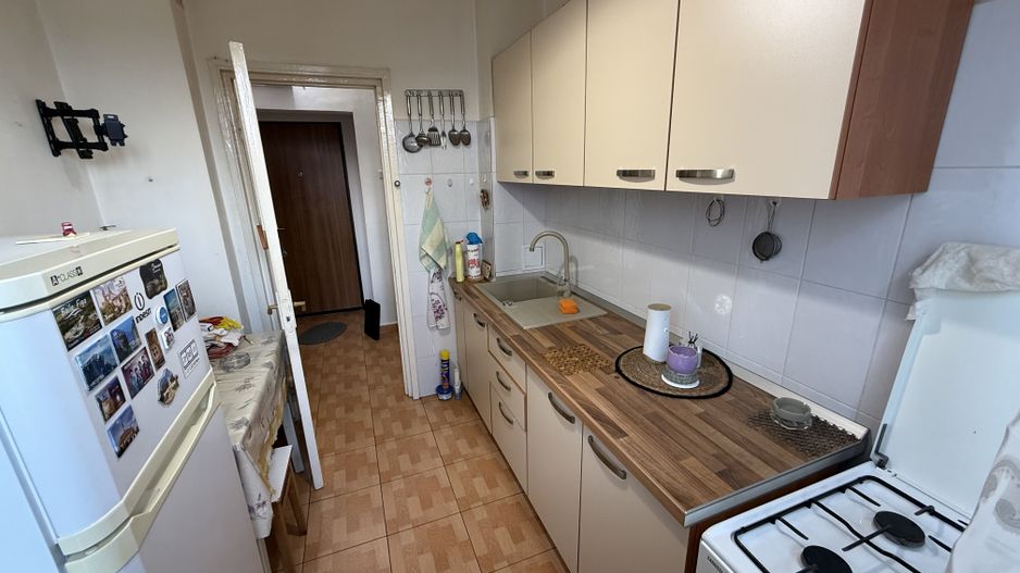 Apartament 3 camere 60 mp etaj 2 - Campina ,langa OMV - Poză 9