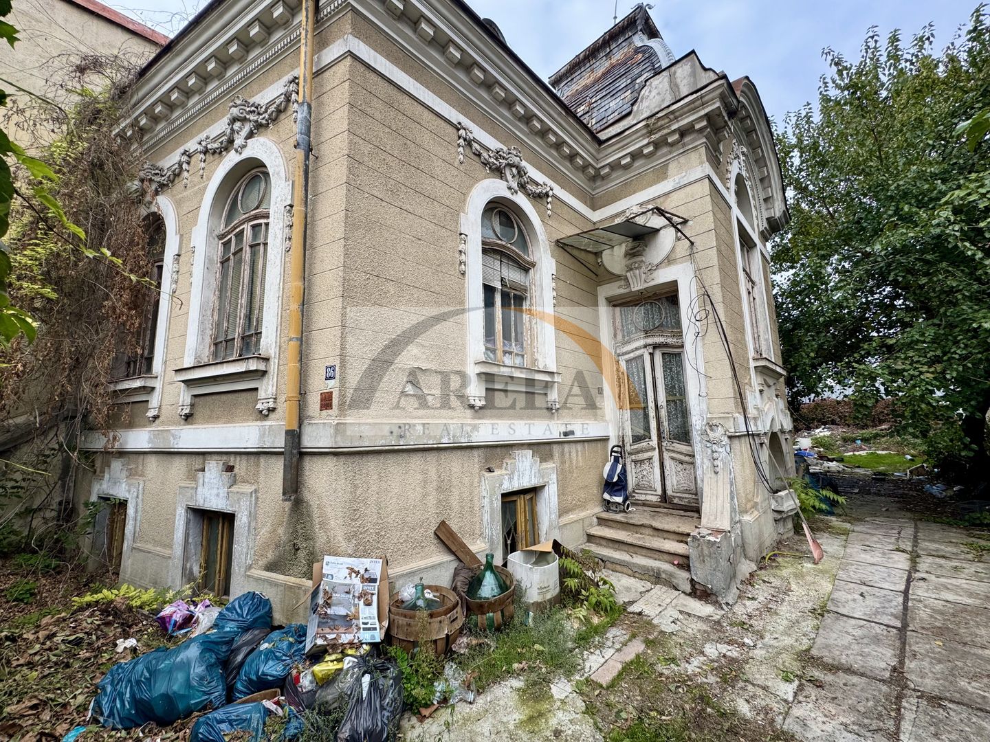 Vila interbelica si teren 501 mp in proprietate, un sigur proprietar ! - Poză 9
