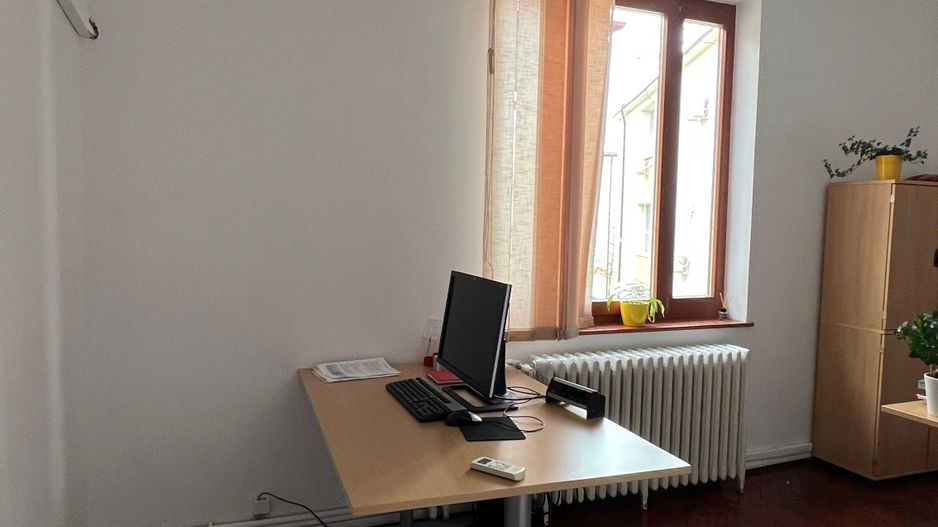 Vilă de Prestigiul în Inima Cartierului Cotroceni – Strada Clunet - Poză 12