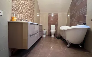 Casa individuala pozitie foarte buna si teren generos - Poză 13