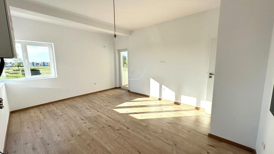 Bloc finalizat. Finisaje superioare. Loc de parcare. - Poză 3