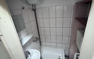 Garsoniera 22 mp | Zona Lazaret | Etaj 1 - Poză 6