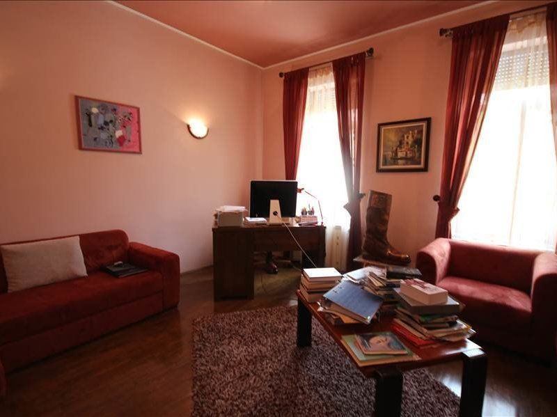 Vila frumoasa de vanzare in zona Balcescu! - Poză 18