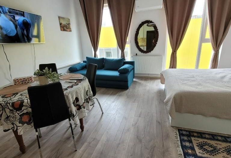 Garsoniera Str Poienelor, zona Carpatilor. - Poză 2