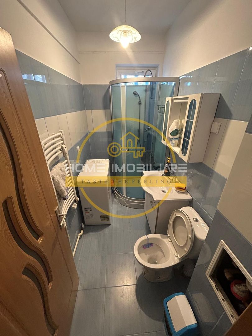 Tudor Vladimirescu/ Apartament 2 camere/ Decomandat/ Ideal pentru Investitie - Poză 3