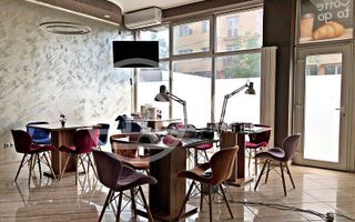 Spatiu comercial de inchiriat cu 7 camere in zona Iosia Nord, Oradea - Poză 9