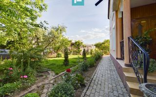 Casă clasică în Chișineu-Criș - Poză 10