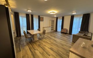 2 Camere Grozavesti Regie - Poză 3