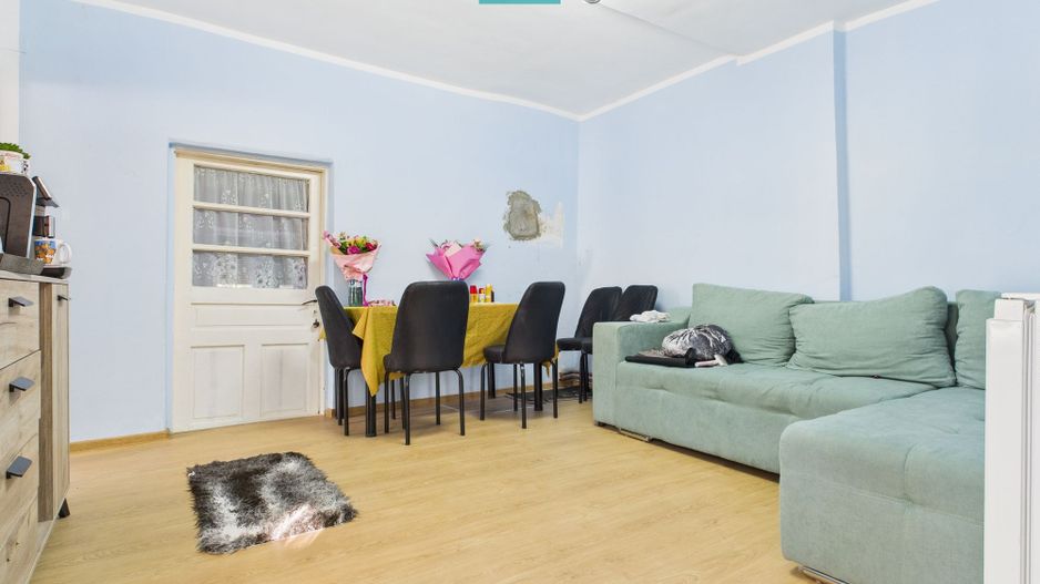 Casă  cu 6 camere in Urseni - Poză 6