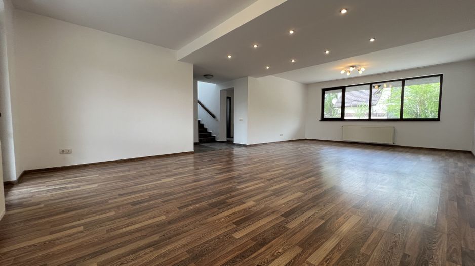Vila tip Duplex Pipera | 260 mp Utili | Curte Proprie 4 Locuri Parcare - Poză 3