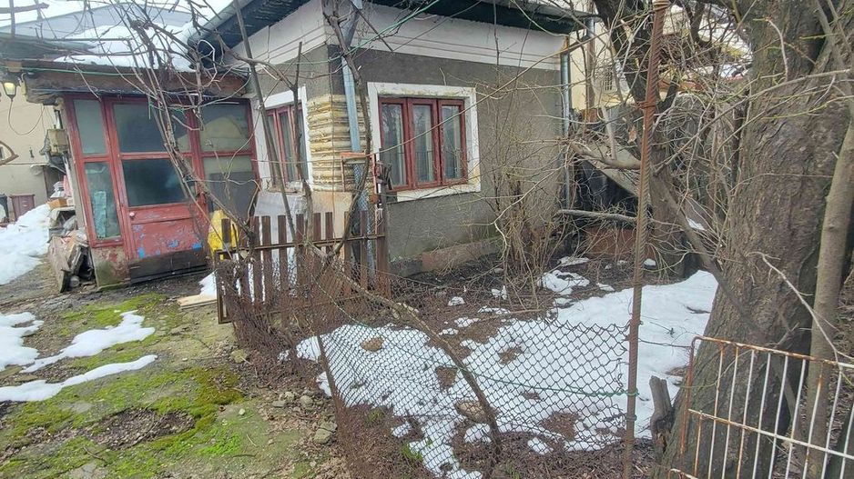 Teren de vanzare cu casa batraneasca in Bucurestii Noi - Poză 2