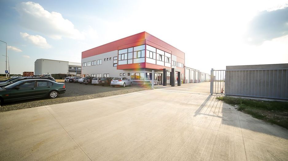 Spații moderne 205 mp și parcare, lângă autostradă - Poză 12