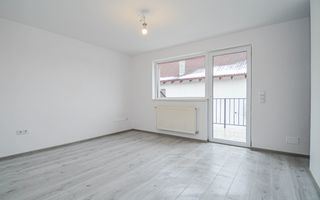 Casă înșiruită în prima parte a Florestiului, zona Stadion - Someșului - Poză 14