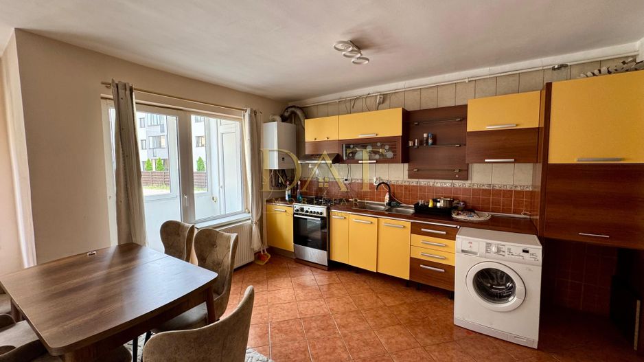 Oportunitate! Apartament 3 camere | parcare inclusa | zona Terra - Poză 3