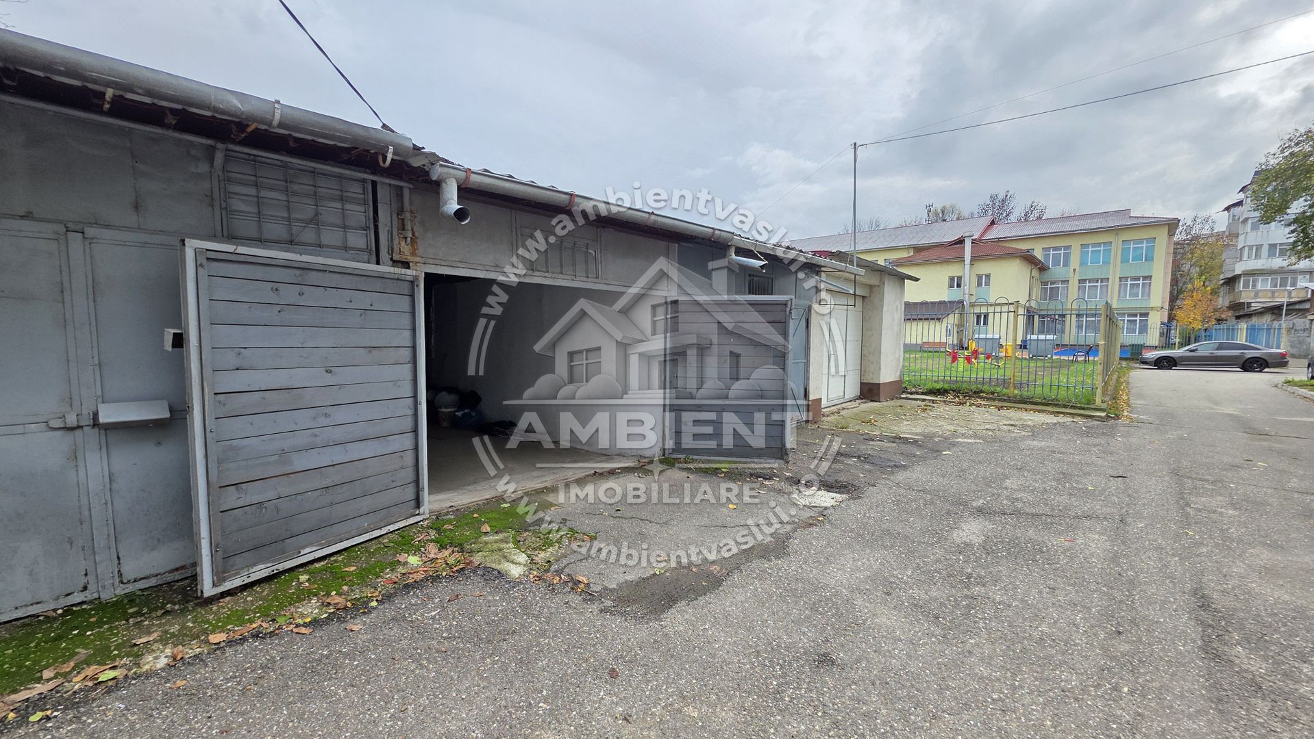Apartament cu 2 camere, mobilat și utilat, cu GARAJ, VASLUI - zona AUROCOR GARĂ; - Poză 12
