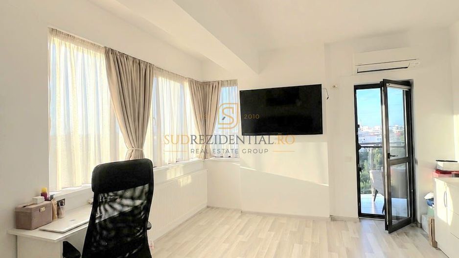 Apartament 2 camere | Metrou Apărătorii Patriei | Vedere panoramică - Poză 4