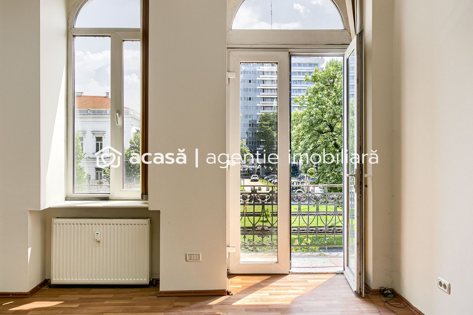 Birou la etajul 1 în zonă ultracentrală - Poză 3