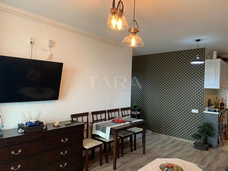 Apartament cu 2 camere, mobilat și utilat, cu parcare inclusă. - Poză 1