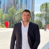 Silviu Amisculesei - Rivera Real Estate