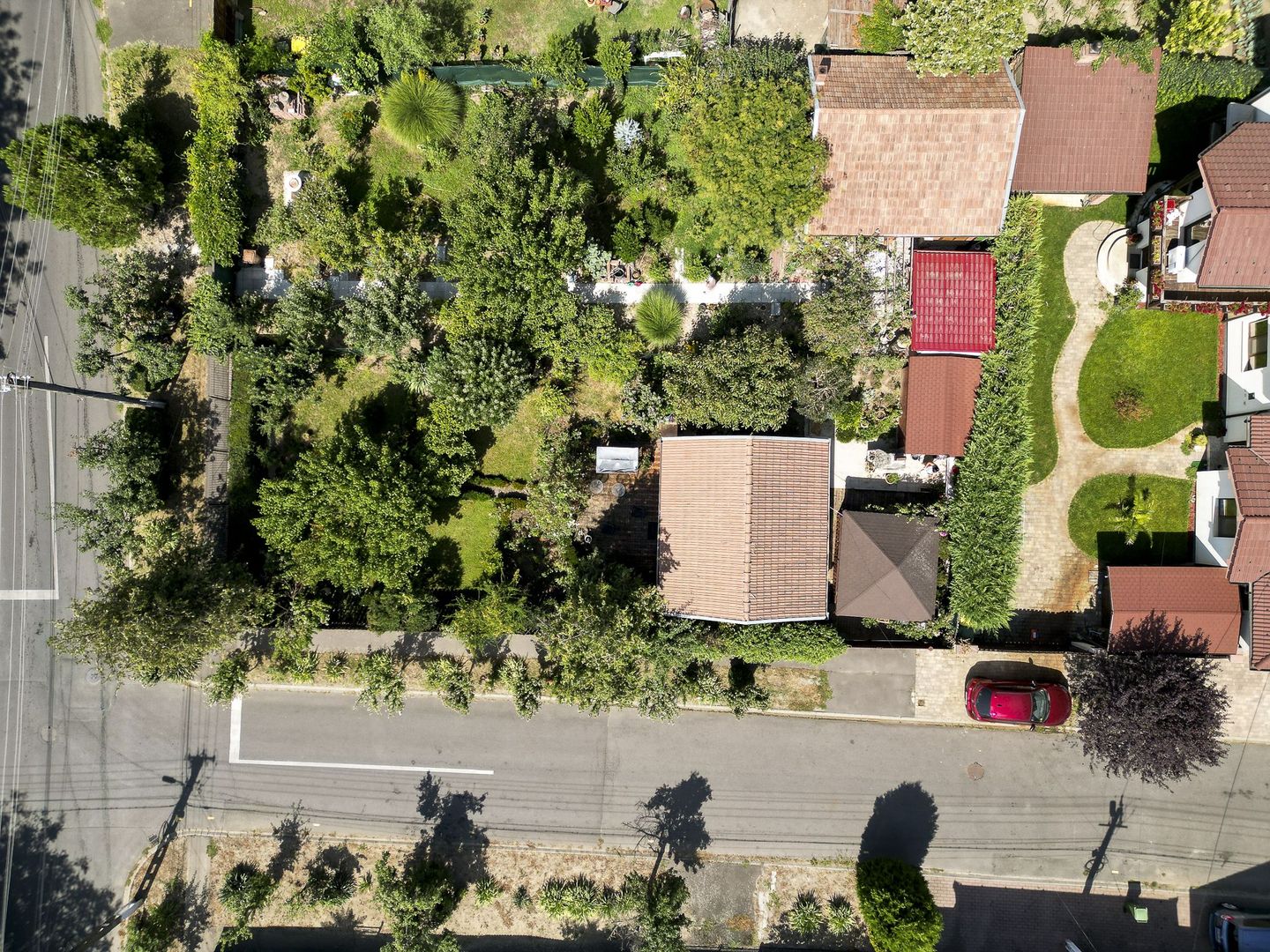 Casă cu o cameră, teren 350 mp în Subcetate - Poză 17