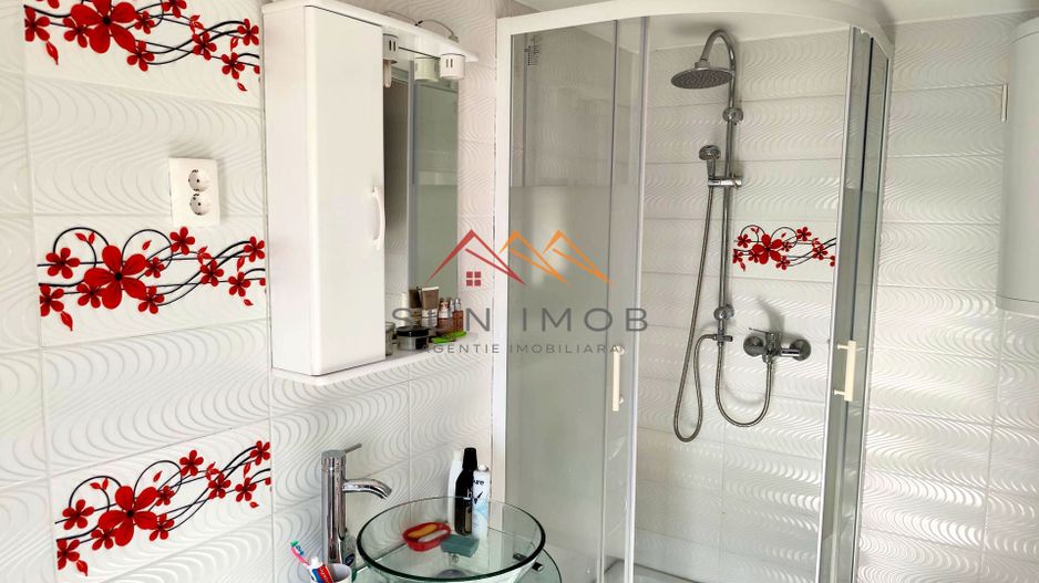 VILĂ P+E DE VÂNZARE | 5 CAMERE | TEREN 451 MP | CÂMPINA - Poză 15