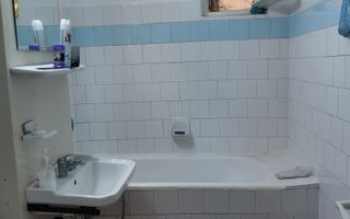 Apartament 3 camere decomandat 68 mp Galati zona IREG - Poză 18