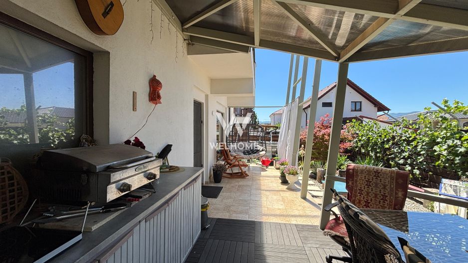 Casă amenajată de designer, garaj și pod locuibil - Șelimbăr - Poză 40