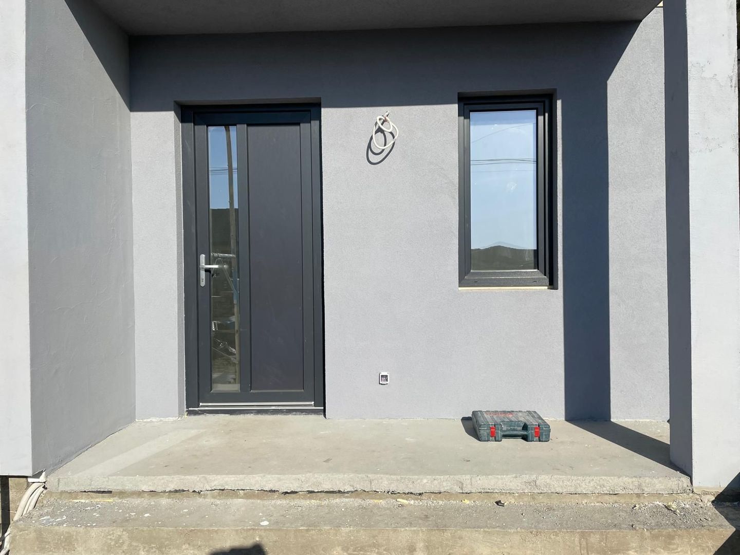 Duplex despartit prin camera tehnica - 5 camere - Mosnita - Poză 17